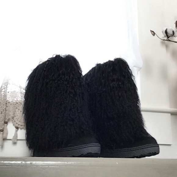 BearPaw BOETIS ll 2 WINTER furry BOOTS - Picture 3 of 4